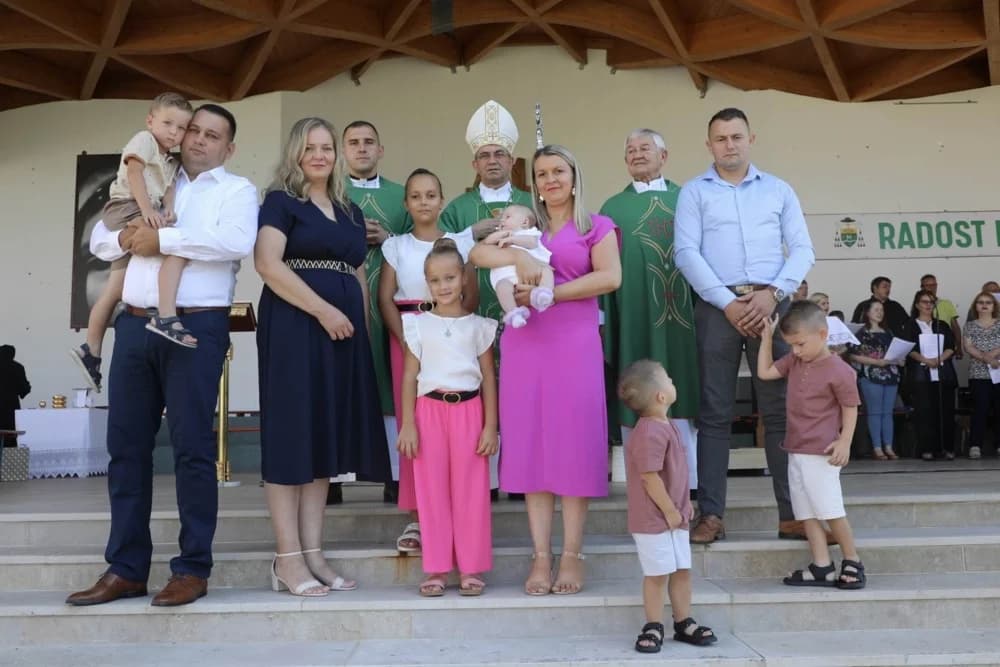Euharistijsko slavlje na Svjetski dan djedova i baka te starijih u Pleternici