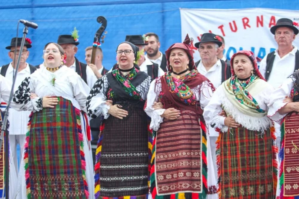 GRABARJE; Proslava 300. obljetnice Kapele sv. Ane i manifestacija “Poljadija u srcu”