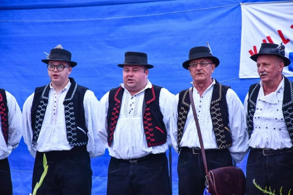 GRABARJE; Proslava 300. obljetnice Kapele sv. Ane i manifestacija “Poljadija u srcu”