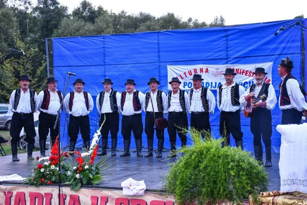 GRABARJE; Proslava 300. obljetnice Kapele sv. Ane i manifestacija “Poljadija u srcu”