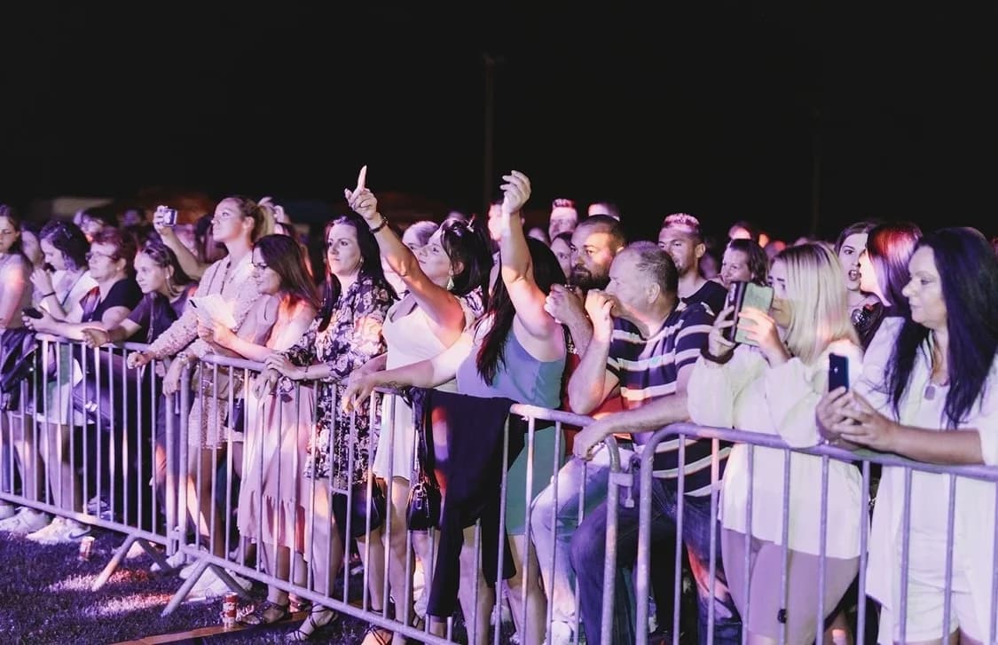 NAJAVA: U srijedu, 14.8., centar svih događanja Vetovačkog ljeta- koncert Ace Lukasa, Stele Rade, Paora i Legatto benda