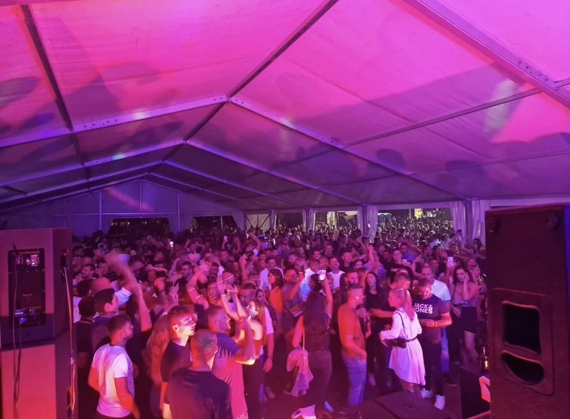 NAJAVA: U srijedu, 14.8., centar svih događanja Vetovačkog ljeta- koncert Ace Lukasa, Stele Rade, Paora i Legatto benda