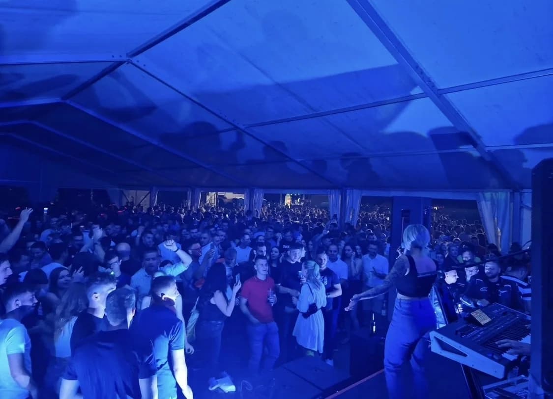 NAJAVA: U srijedu, 14.8., centar svih događanja Vetovačkog ljeta- koncert Ace Lukasa, Stele Rade, Paora i Legatto benda