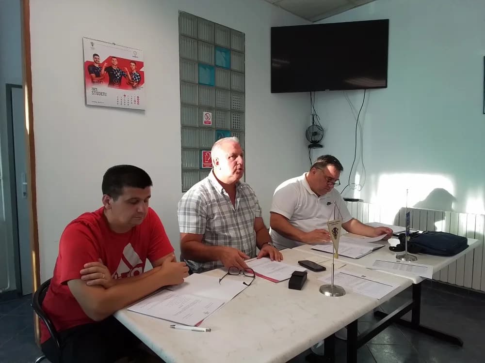Plenum klubova u Velikoj