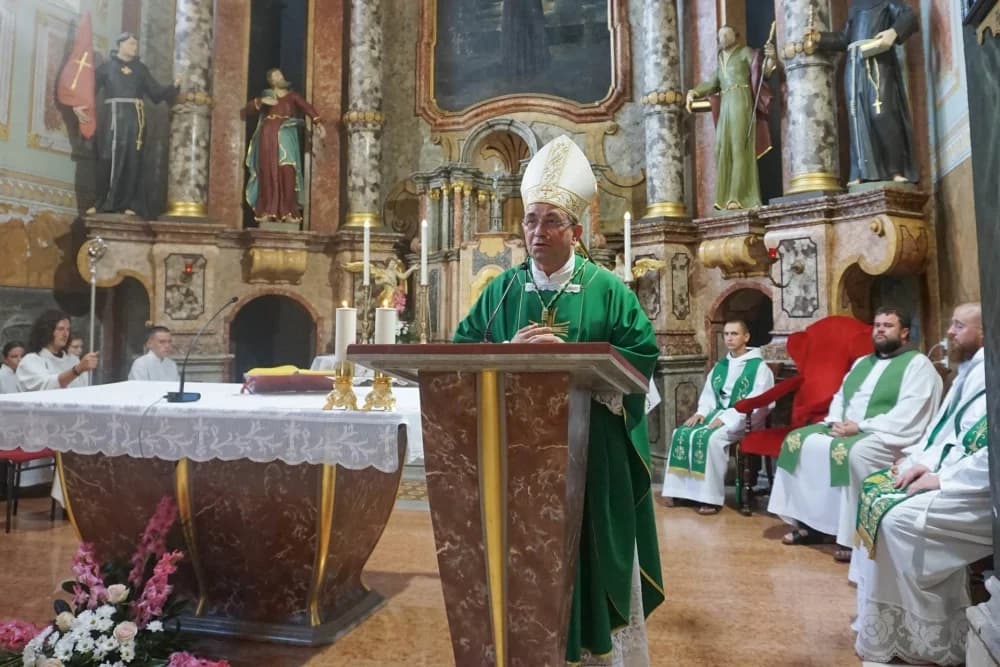 Euharistijsko slavlje prigodom završetka Hoda Franjevačke mladeži u Našicama
