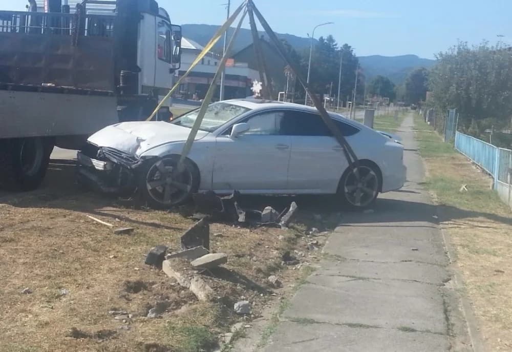 Krš i lom jučer u Velikoj, uzrokovao ga pijani vozač