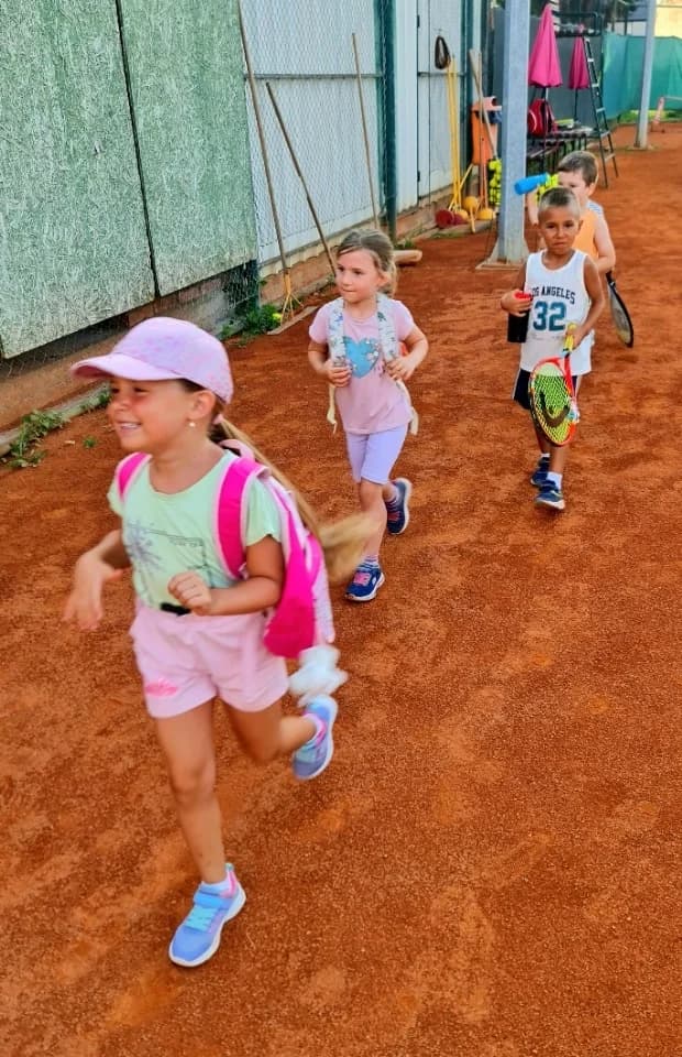 Otvoren drugi ciklus prijava za besplatnu školu tenisa na Požeškom sportskom ljetu