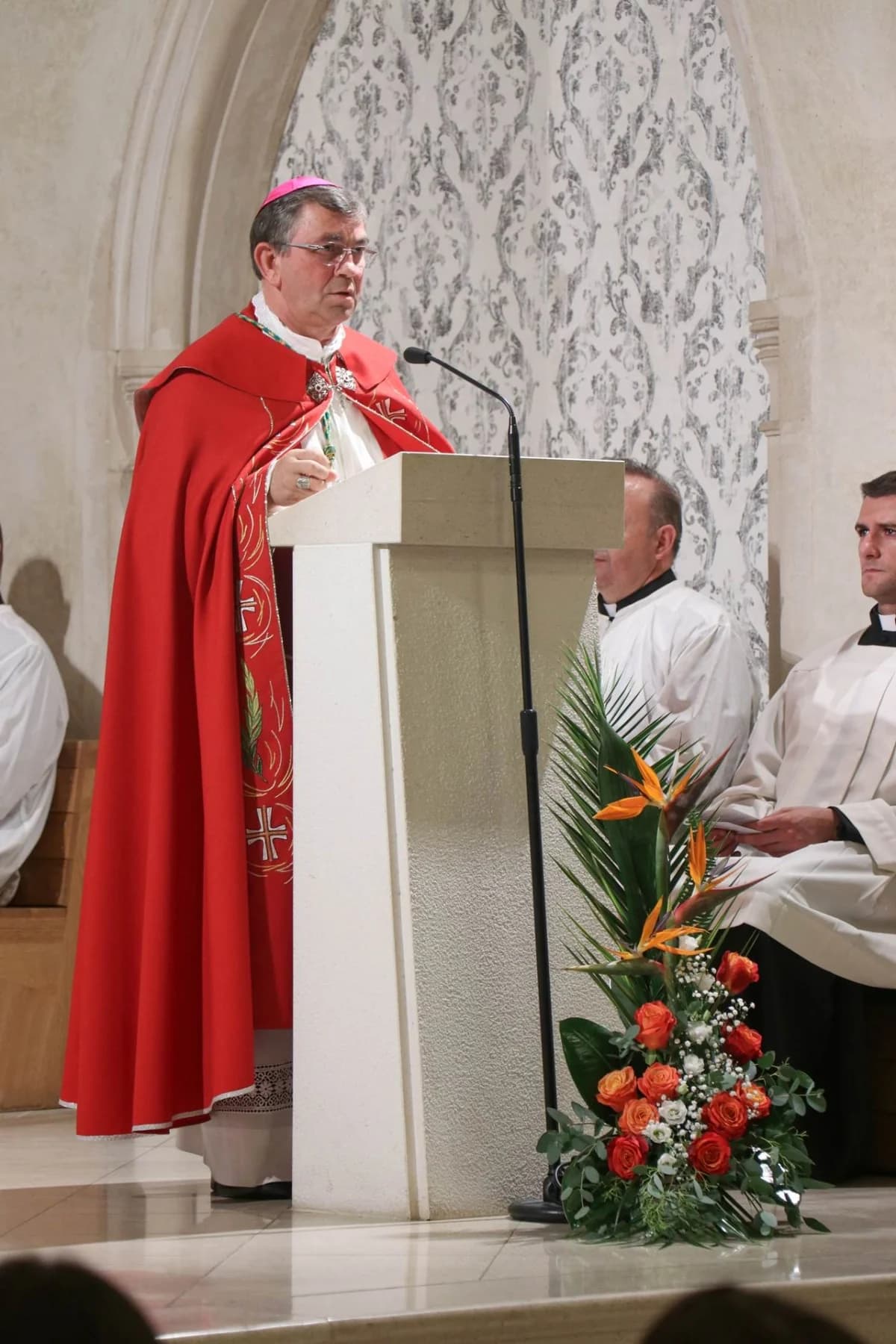Služba prvih Večernjih hvala u čast sv. Lovre i otvorenje bdijenja