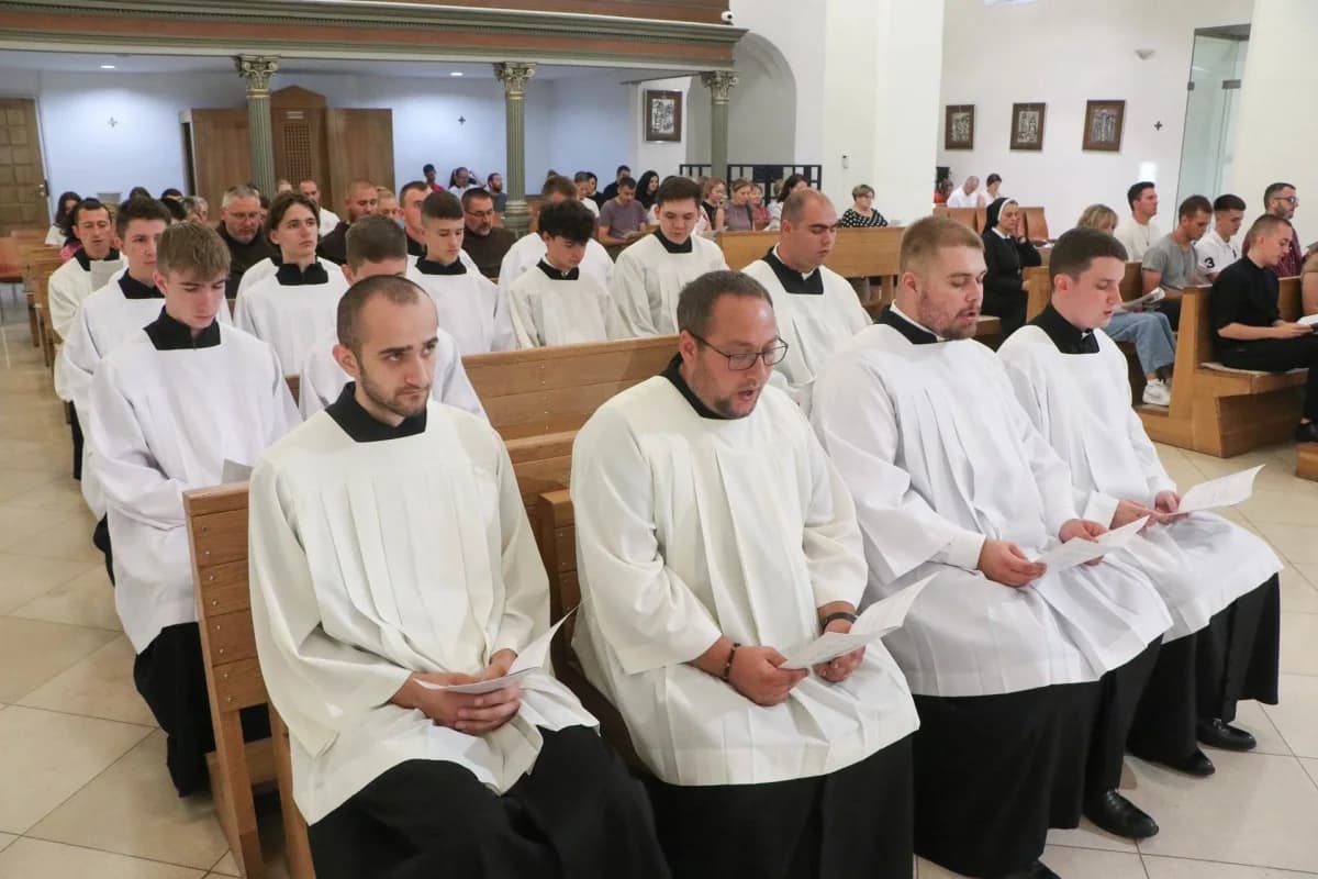 Služba prvih Večernjih hvala u čast sv. Lovre i otvorenje bdijenja