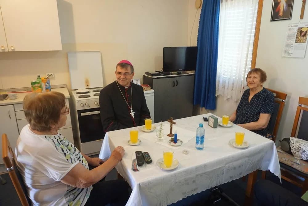 Biskup u posjeti prognaničkom naselju Kovačevac uoči blagdana sv. Lovre