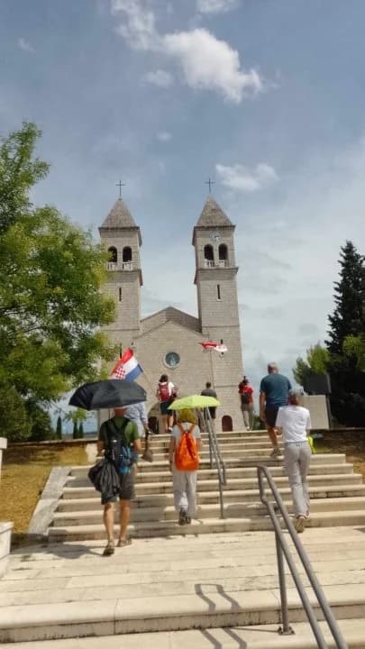 Vinko Krsnik i Ivan Šedevi na Marijanskom zavjetu za Domovinu