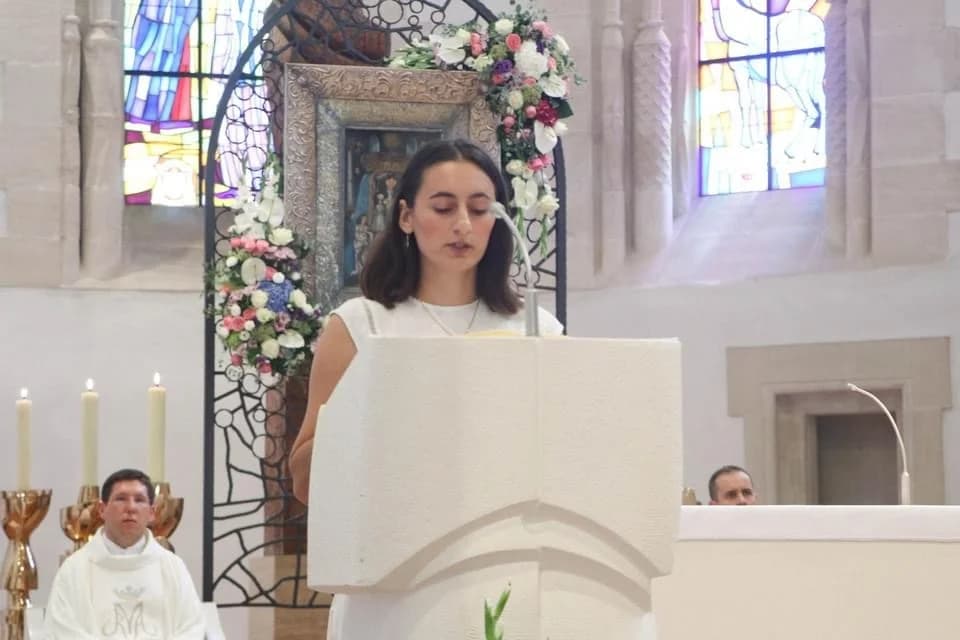 FOTO: Hodočašće obitelji s brojnom djecom u Voćin