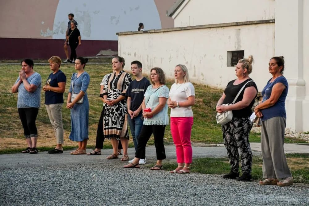 FOTO: Prvi dan Duhovnog vikenda u Kutjevu, 16.8.2024.