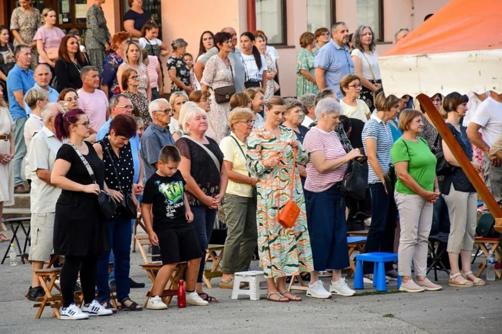 FOTO: Prvi dan Duhovnog vikenda u Kutjevu, 16.8.2024.