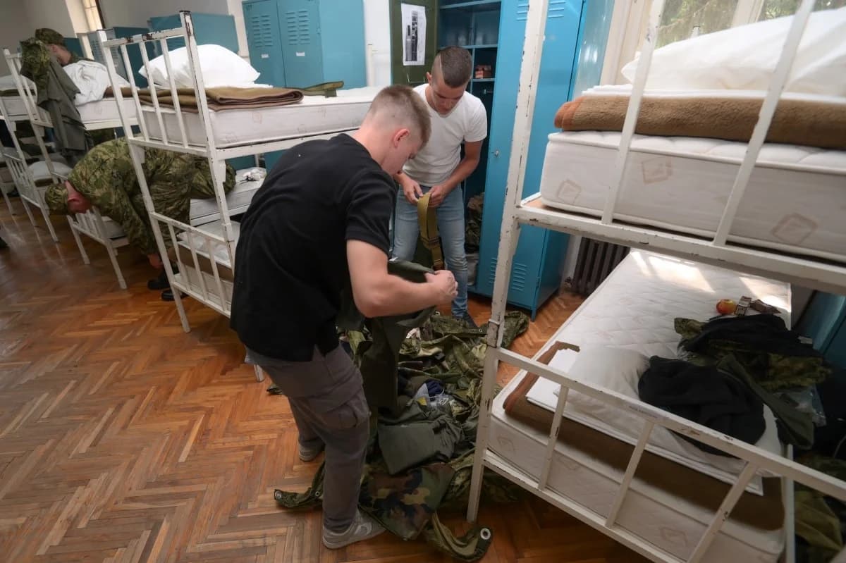 Povećan interes mladih za vojni poziv, ukupno je na Dragovoljno vojno osposobljavanje 43. naraštaja u vojarnu u Požegu stiglo 181 mladića i djevojaka