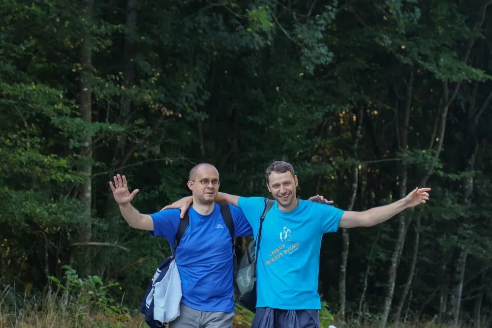 ZAJEDNIŠTVO NA PUTU: Brojni vjernici hodočaste prema voćinskom svetištu