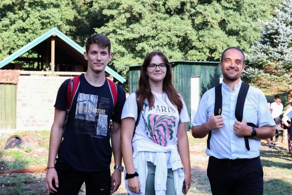 ZAJEDNIŠTVO NA PUTU: Brojni vjernici hodočaste prema voćinskom svetištu