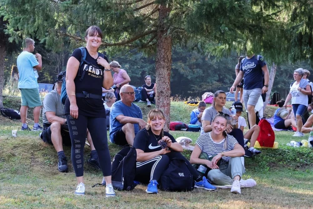 ZAJEDNIŠTVO NA PUTU: Brojni vjernici hodočaste prema voćinskom svetištu