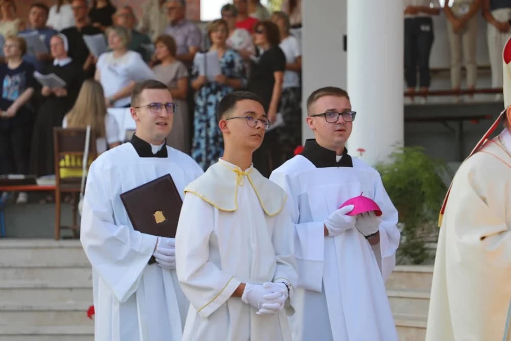 FOTO: Prva večer Devetnica u Pleternici, 23.8.2024.