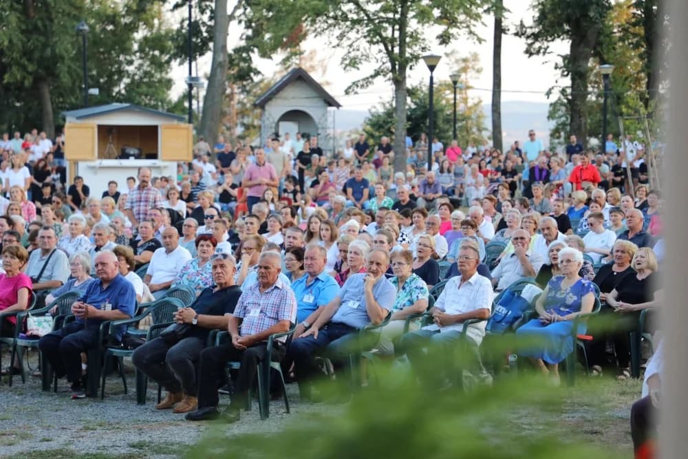 FOTO: Prva večer Devetnica u Pleternici, 23.8.2024.