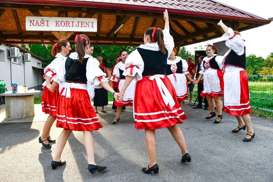 Bjeliševac: Očuvanje tradicije kroz pjesmu i ples