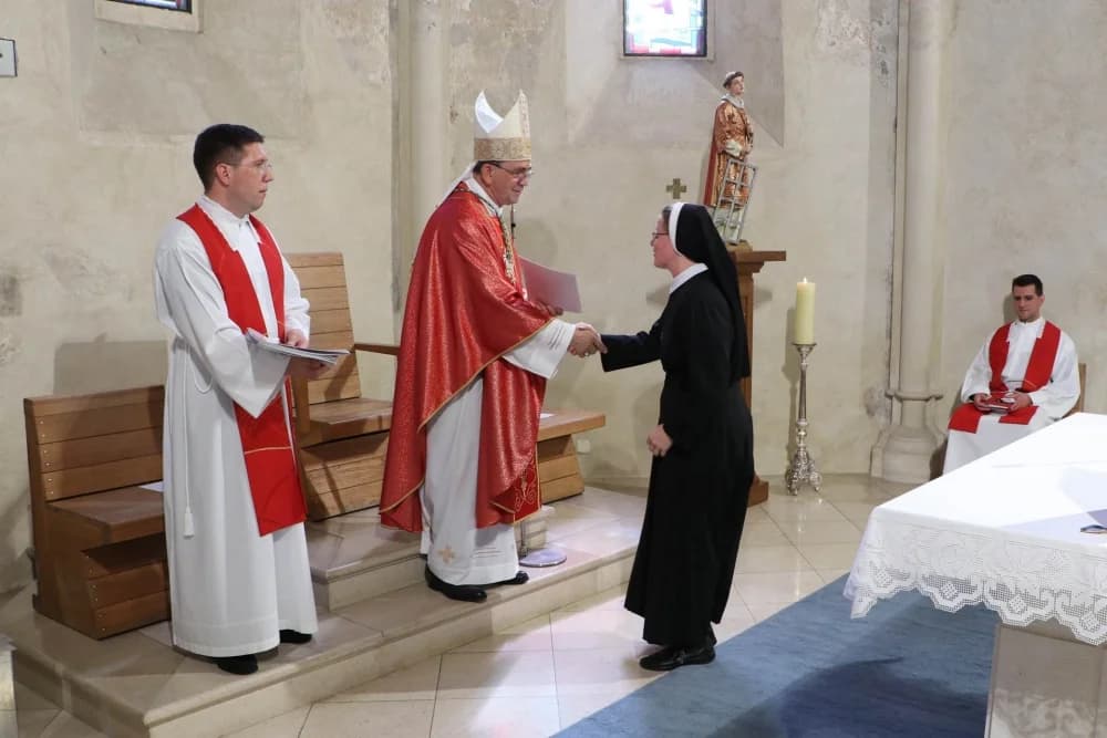 Susret vjeroučitelja i podjela vjeroučiteljskih mandata u Požegi