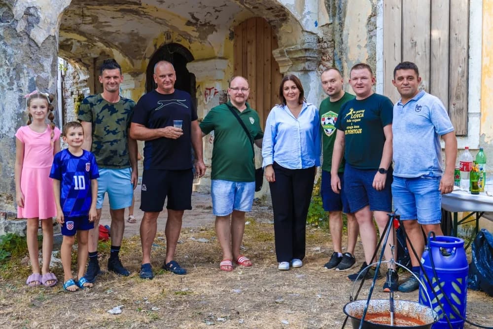 FOTO: Fišijada i Ribarske večeri u Trenkovu