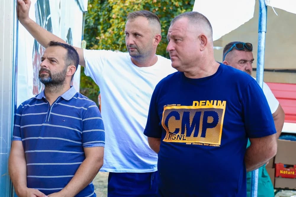 FOTO: Fišijada i Ribarske večeri u Trenkovu