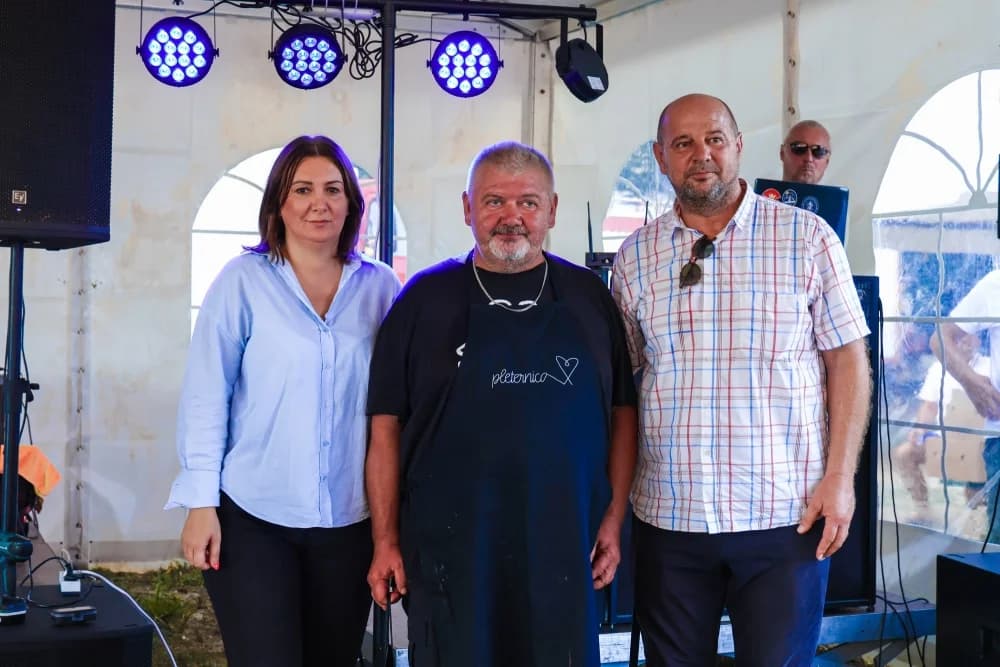 FOTO: Fišijada i Ribarske večeri u Trenkovu