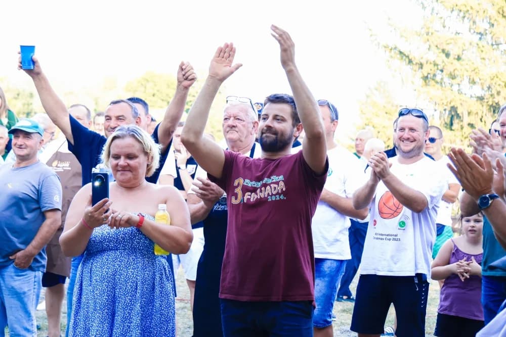 FOTO: Fišijada i Ribarske večeri u Trenkovu