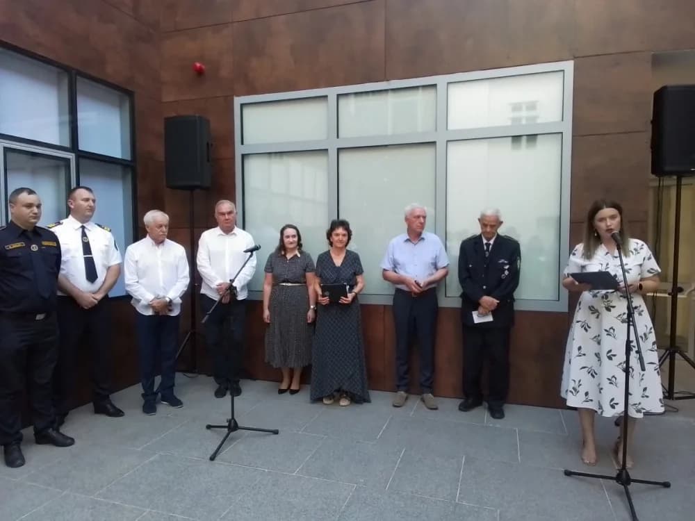 Gradski muzej Požega otvorio izložbu „Plamen hrabrosti“ u čast 150. godina DVD-a Požega