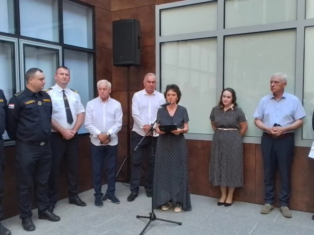 Gradski muzej Požega otvorio izložbu „Plamen hrabrosti“ u čast 150. godina DVD-a Požega