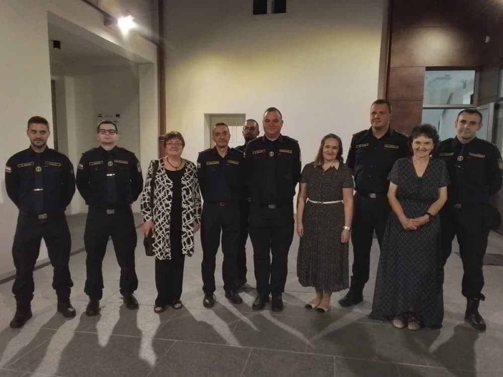 Gradski muzej Požega otvorio izložbu „Plamen hrabrosti“ u čast 150. godina DVD-a Požega