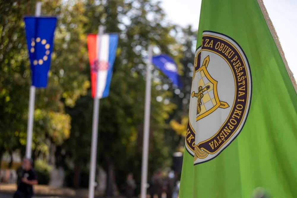 Ročnici prisegnuli Domovini: „Pridružite se HV-u, radite za dobrobit društva, stvarajte nova iskustva u sjajnom okruženju“