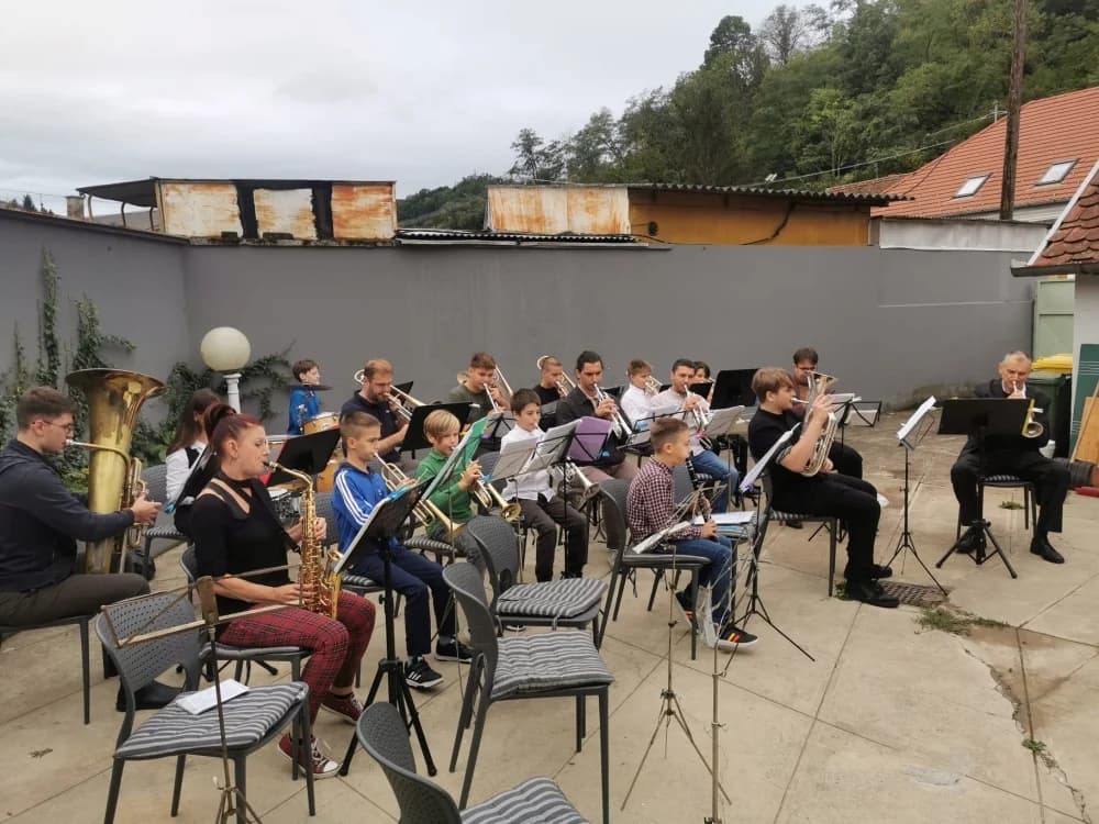 Najava: koncert Gradske glazbe „Trenkovi panduri“ i Gradskog puhačkog orkestra Hrvatskih željeznica Varaždin