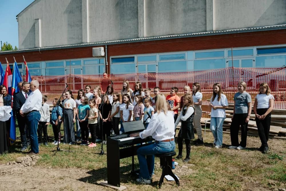 Blagoslov kamena temeljca Centra cjeloživotnog obrazovanja u Novskoj