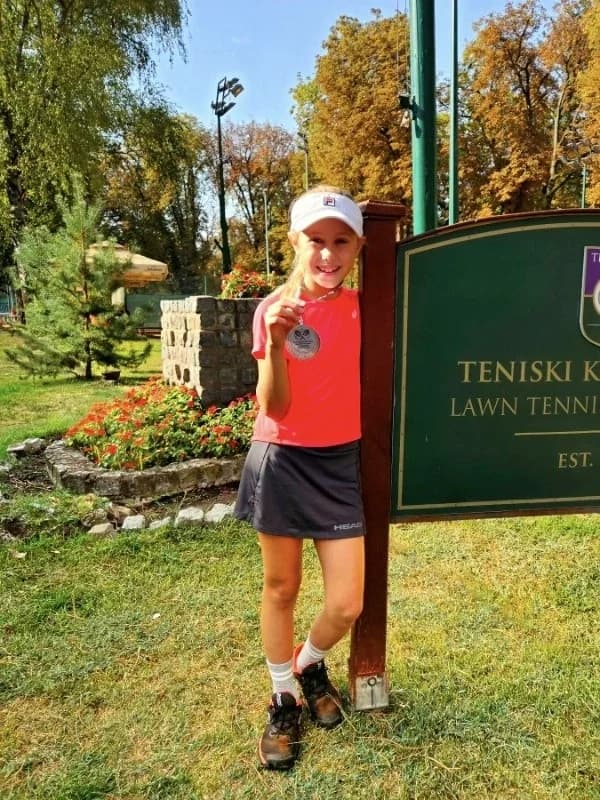 TENIS: Uspješan nastup Erike i Luciane u Osijeku