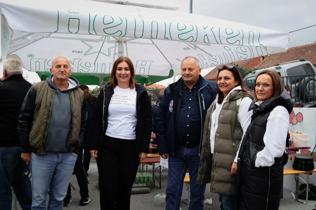 PJESMOM U JESEN: Pobjednici osme Fišijade u Jakšiću ŠRD Slavonac