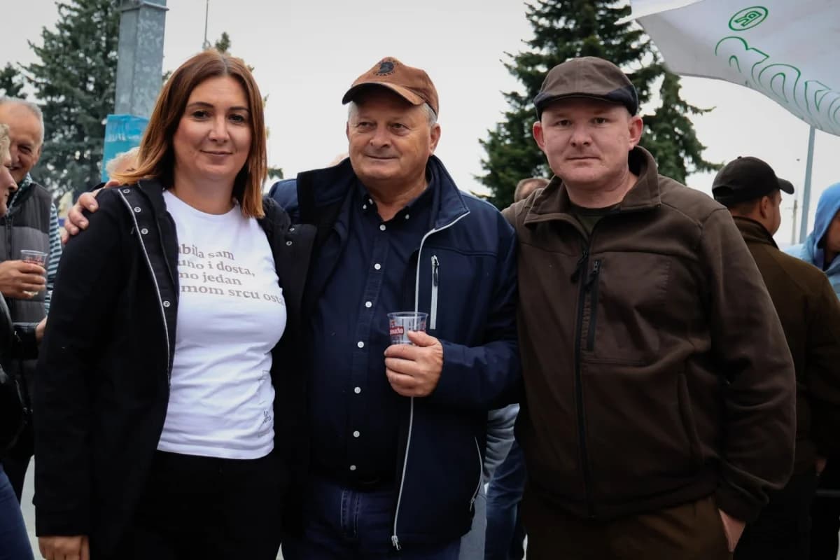 PJESMOM U JESEN: Pobjednici osme Fišijade u Jakšiću ŠRD Slavonac