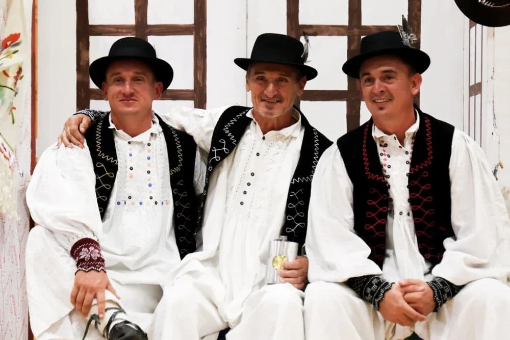 Pjesmom u jesen 2024: Bogatstvo tradicije i običaja u Jakšiću