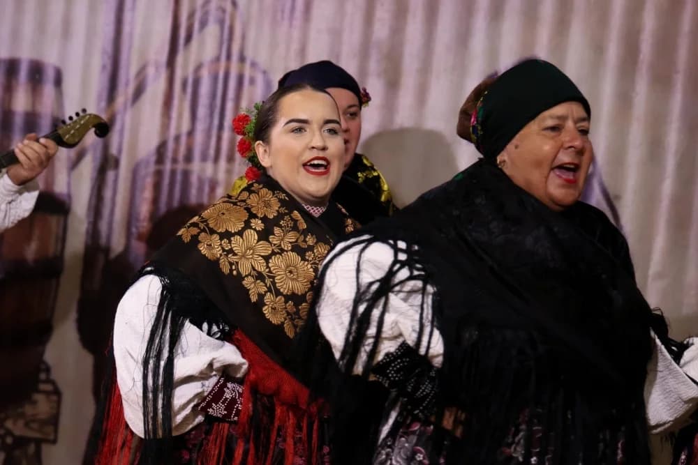 Pjesmom u jesen 2024: Bogatstvo tradicije i običaja u Jakšiću