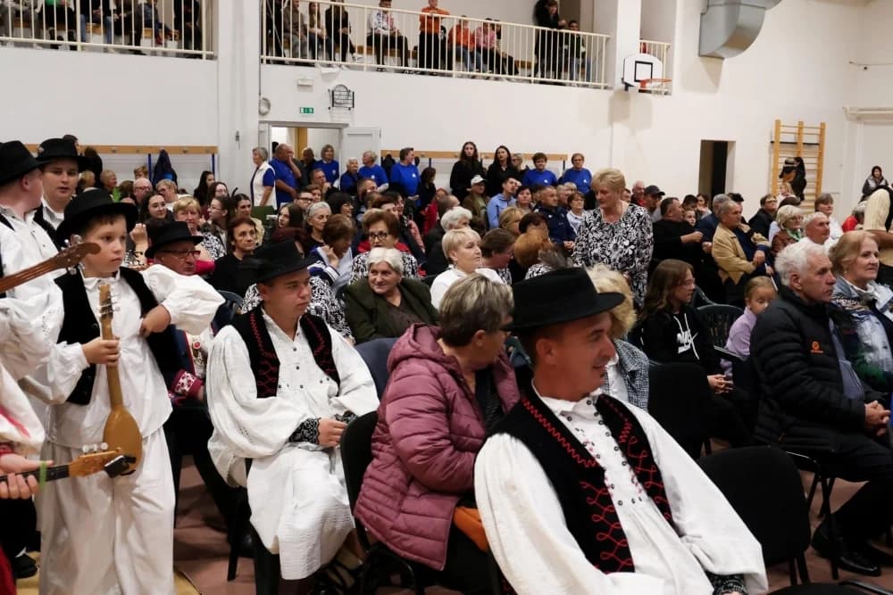 Pjesmom u jesen 2024: Bogatstvo tradicije i običaja u Jakšiću