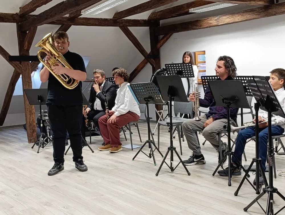 Prijateljski koncert Trenkovih pandura i Gradskog puhačkog orkestra Varaždin