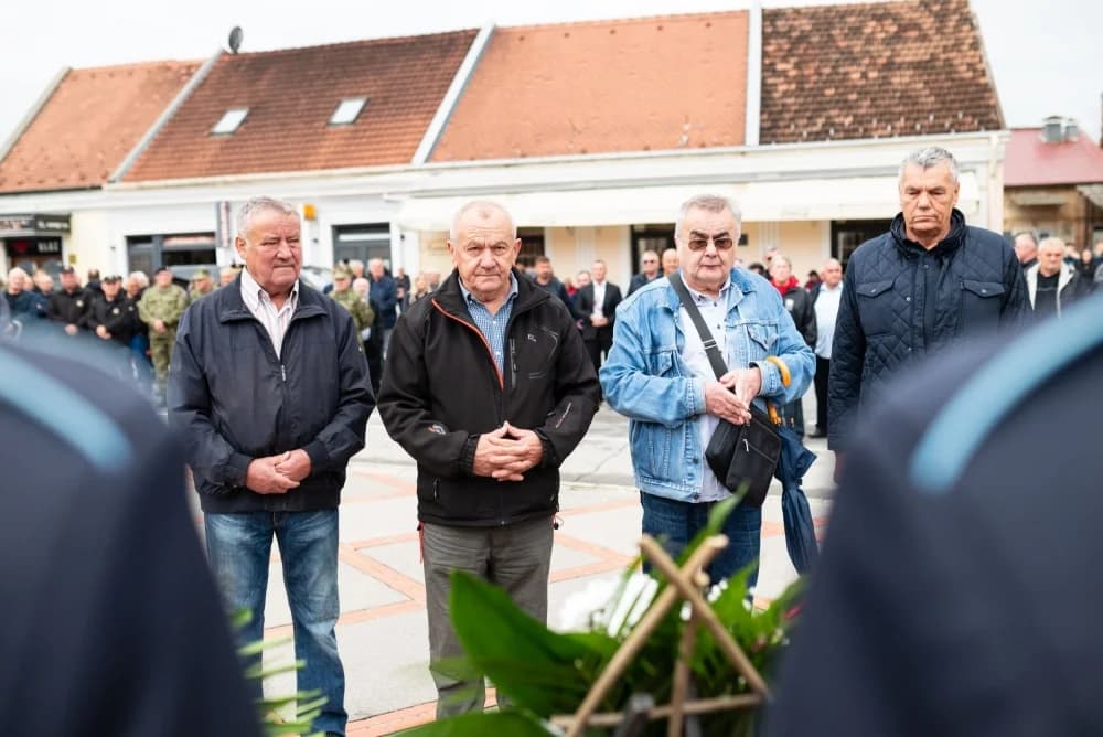 FOTO: Obilježen Dan hrvatskih branitelja Požešško-slavonske županije