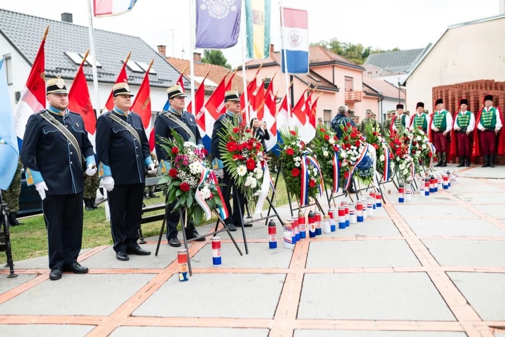 FOTO: Obilježen Dan hrvatskih branitelja Požešško-slavonske županije