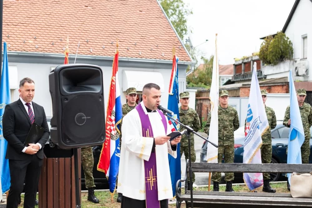 FOTO: Obilježen Dan hrvatskih branitelja Požešško-slavonske županije