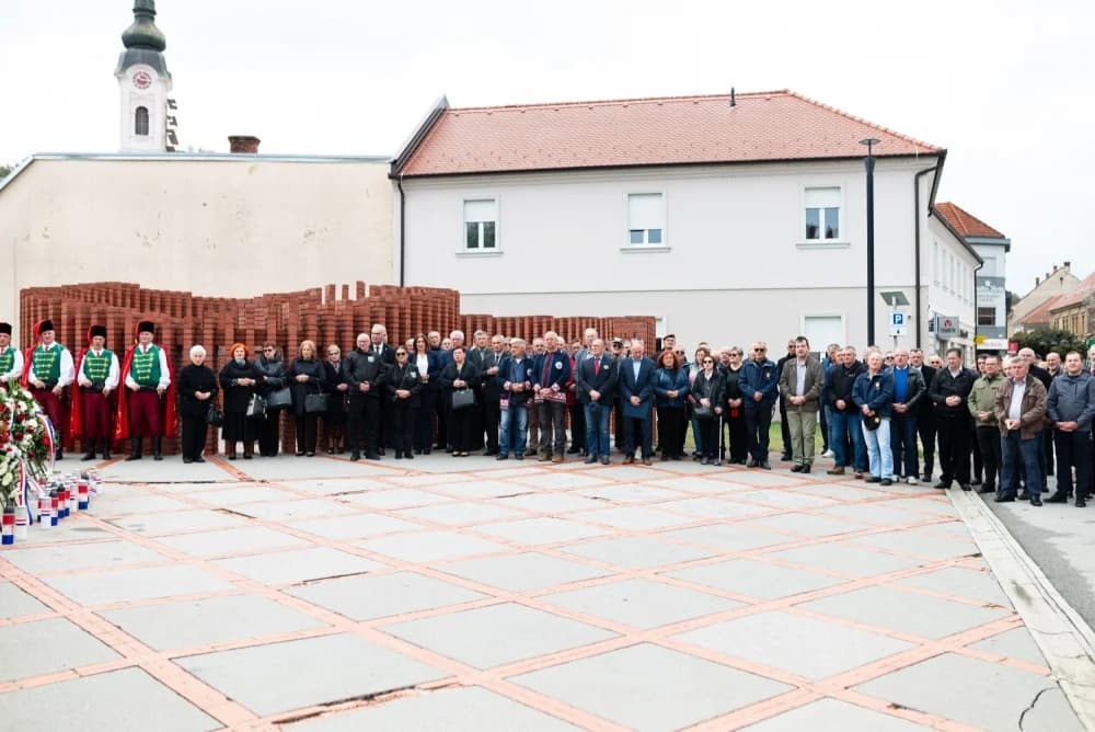 FOTO: Obilježen Dan hrvatskih branitelja Požešško-slavonske županije