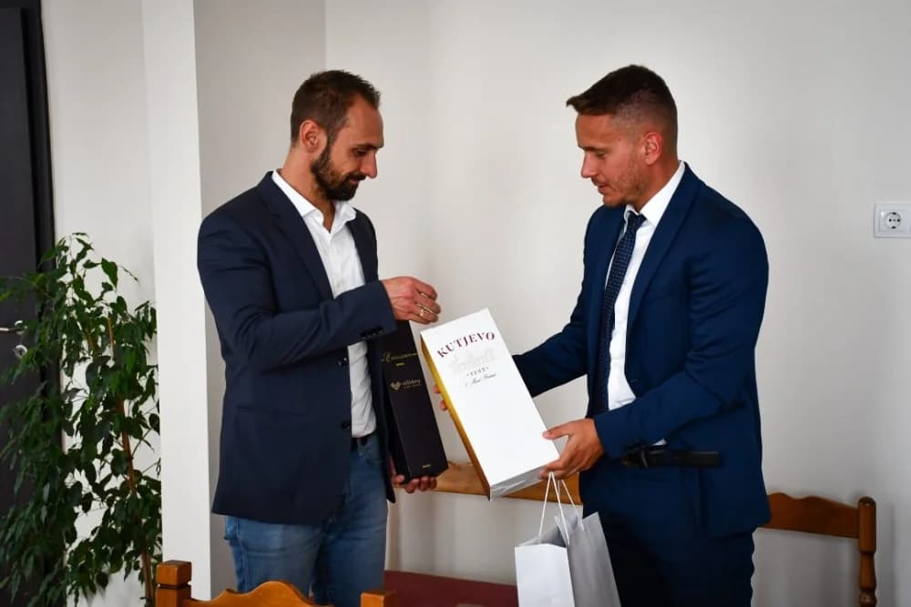 Grad Kutjevo pokreće vinsku suradnju s mađarskim gradom Villány