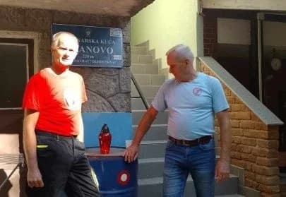Vinko i planinari održavaju tradiciju pohoda preko Krndije i uspomenu na Branka