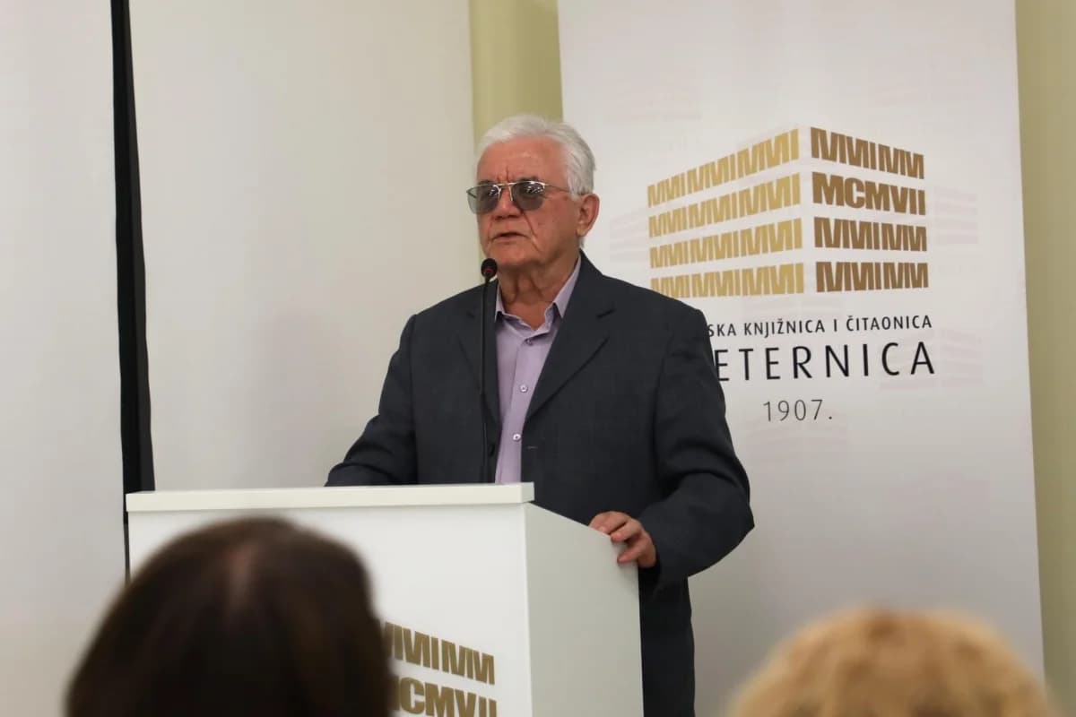 U Hrvatskoj knjižnici i čitaonici u Pleternici otvorena je izložba ’Iz zbirke Milana Bajta (1957.-2023.)’